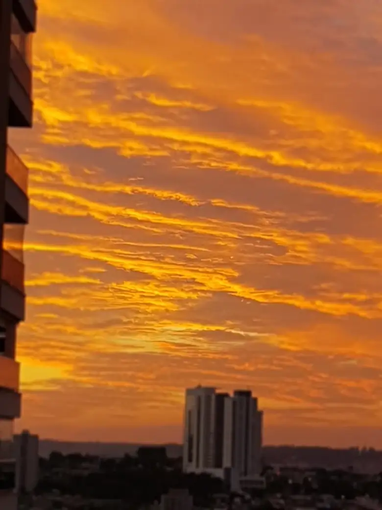 Amanhecer observado a partir do apartamento, foto 02