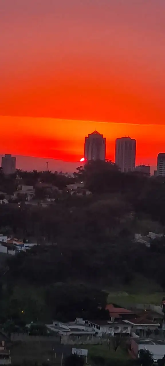 Amanhecer observado a partir do apartamento, foto 06