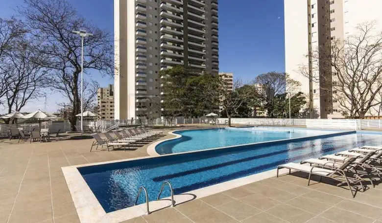 Área de piscina do condomínio Grand Raya, foto 04